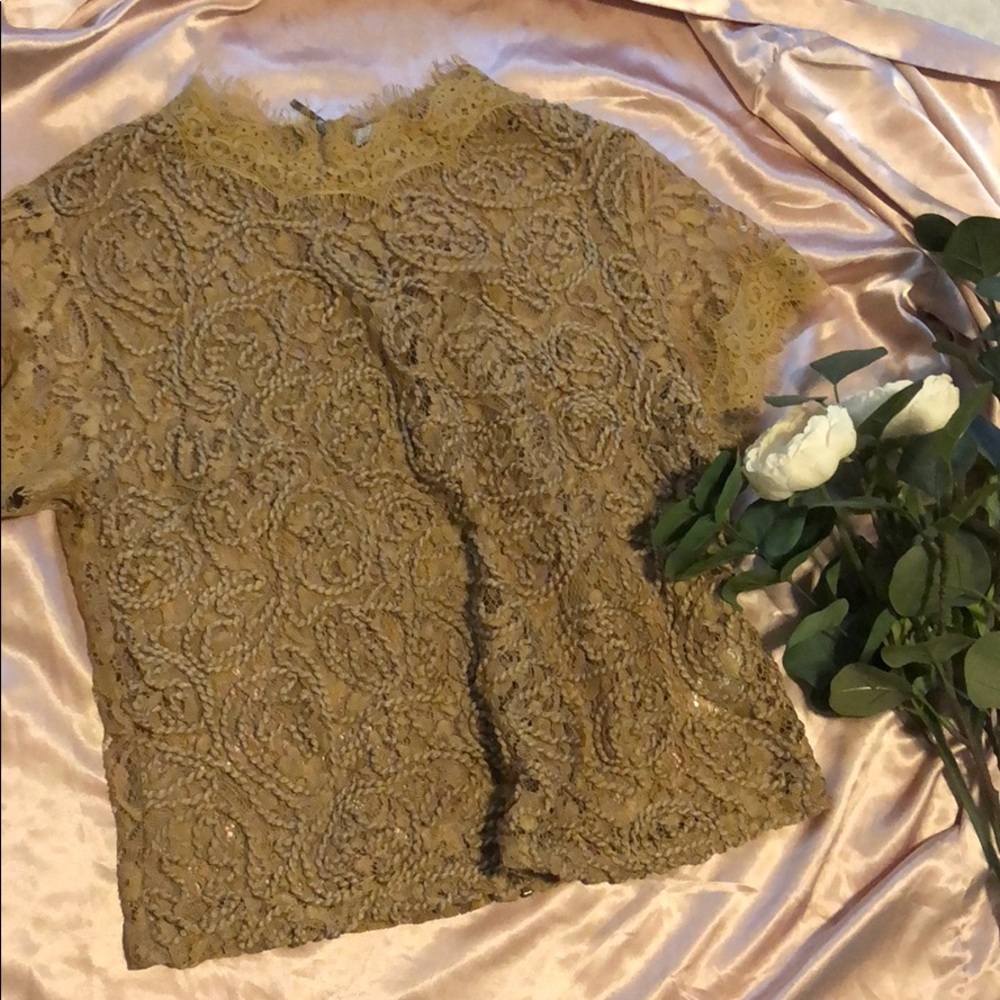 Lace top
